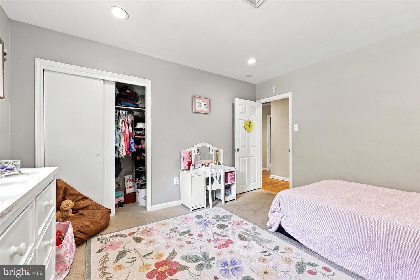 649 Midway Lane photo 14