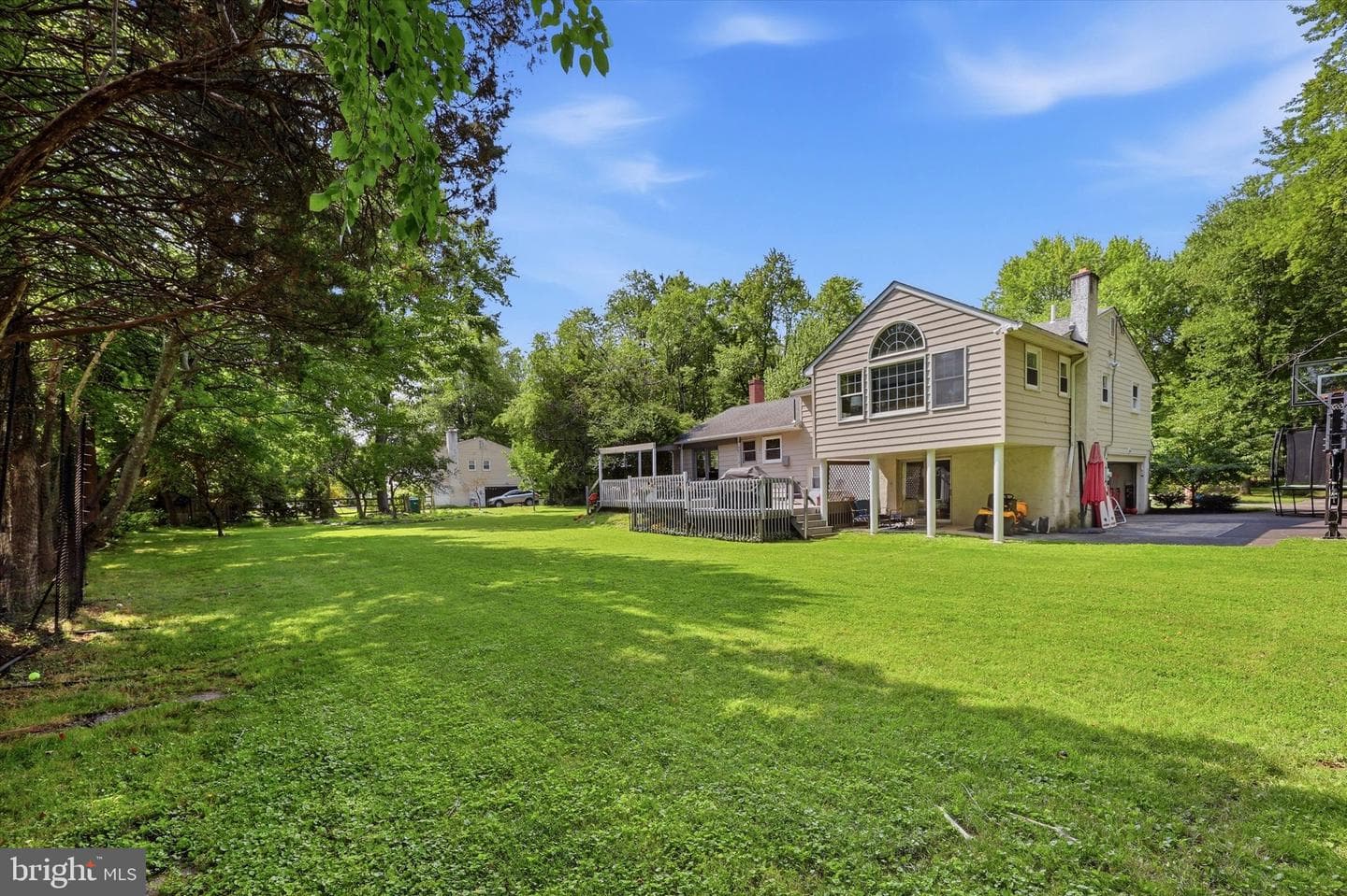 649 Midway Lane photo 32
