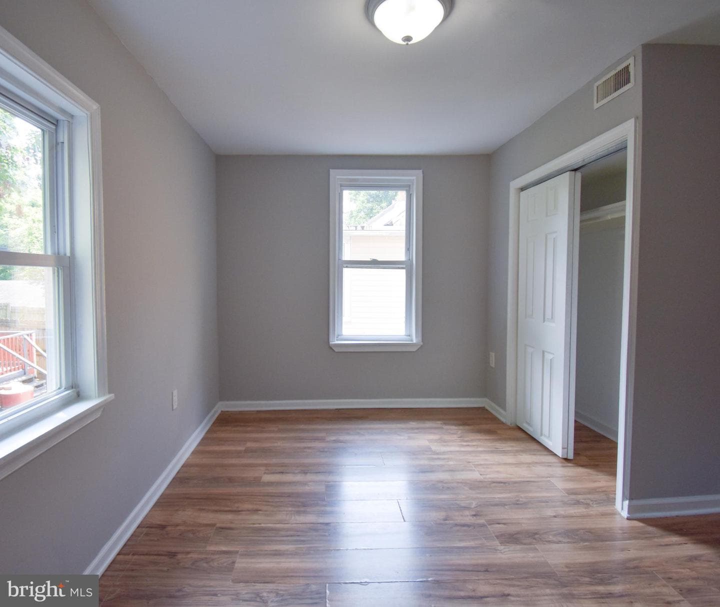 666 Manatawny Street photo 11