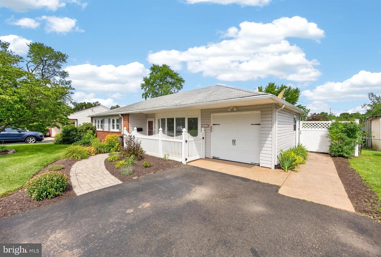 3129 Sycamore Lane photo 6