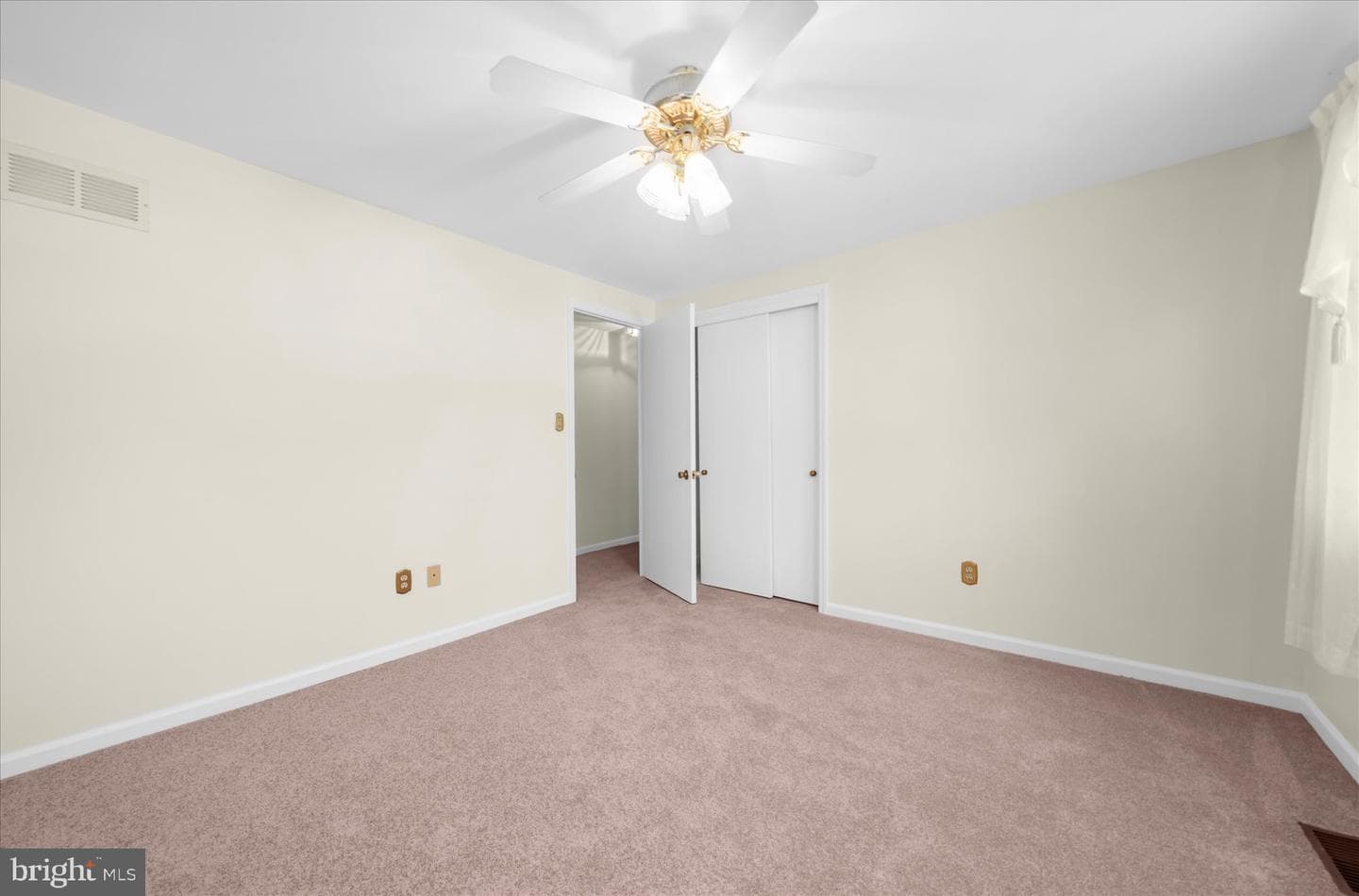 529 Faith Drive photo 27