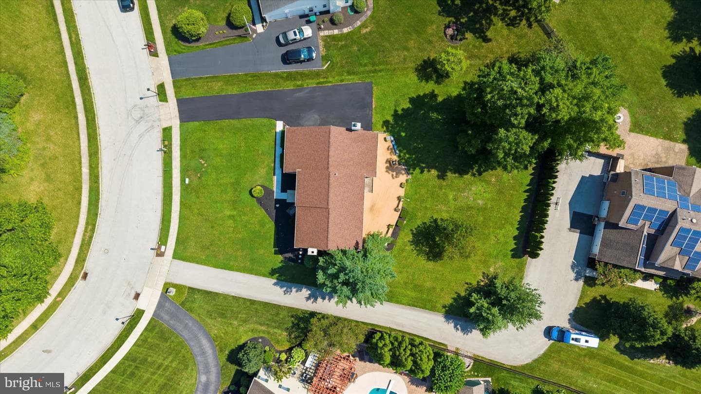 529 Faith Drive photo 41