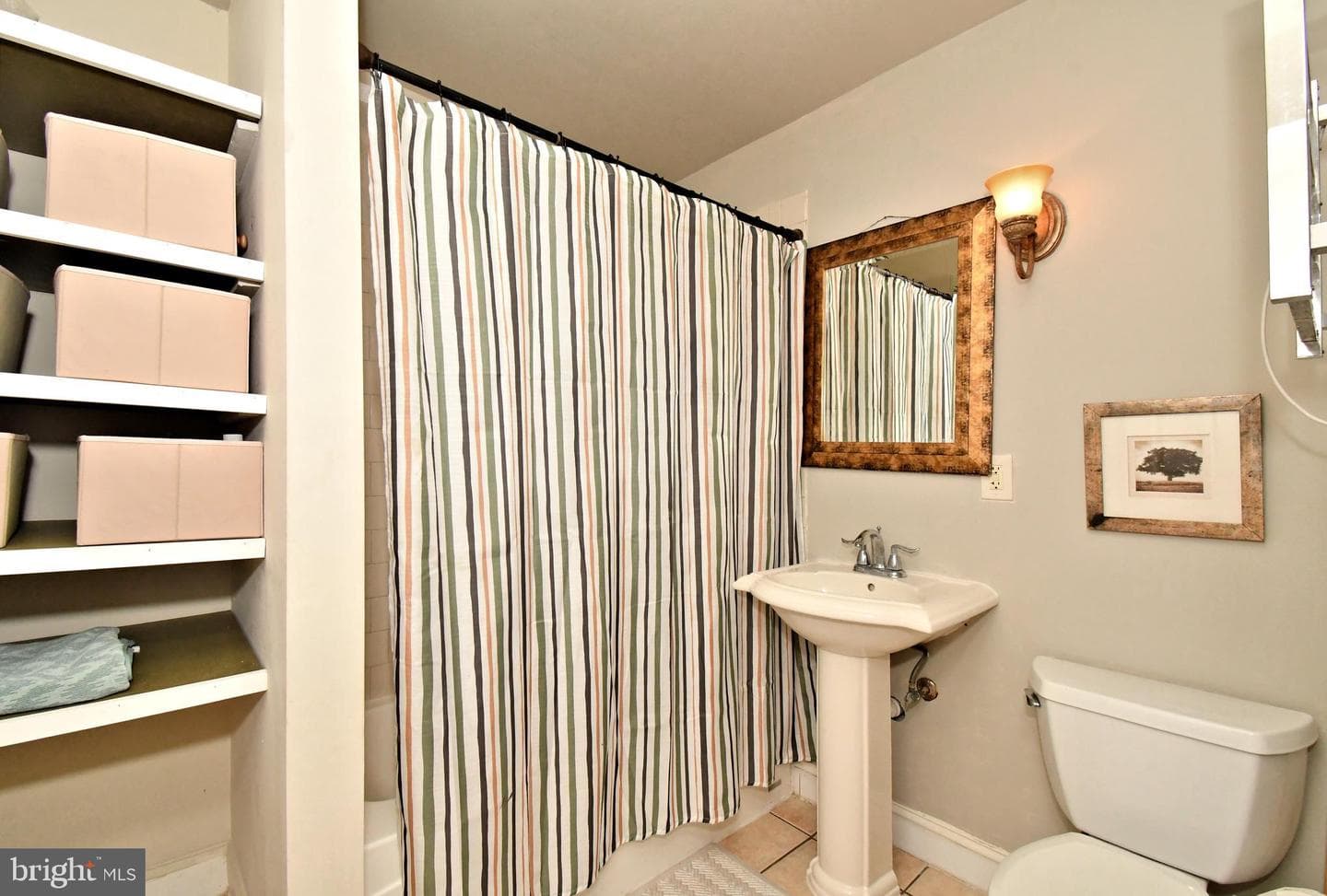 658 Macoby Avenue photo 40