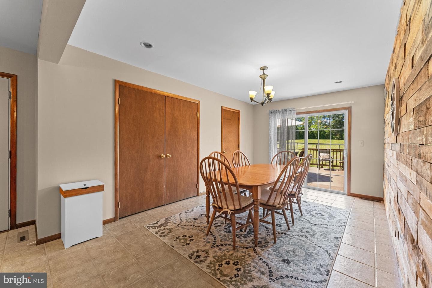 24 Hendricks Road photo 11