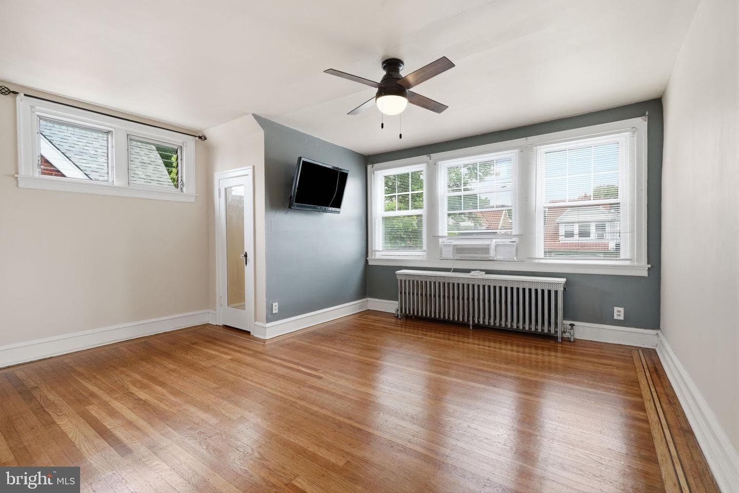 1814 Chelsea Road photo 14