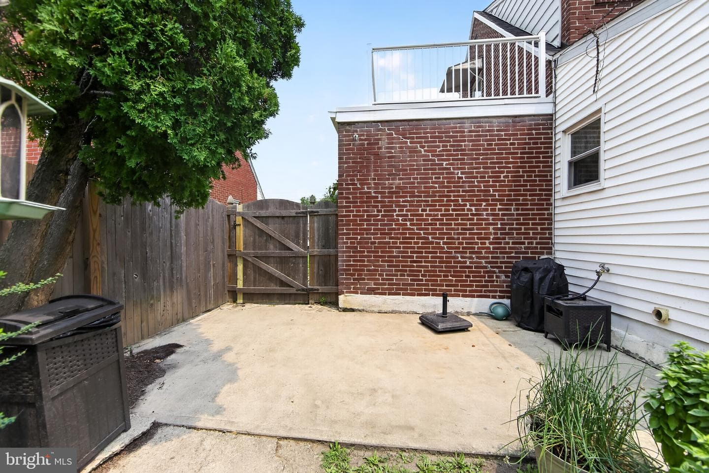 250 W King Street photo 21