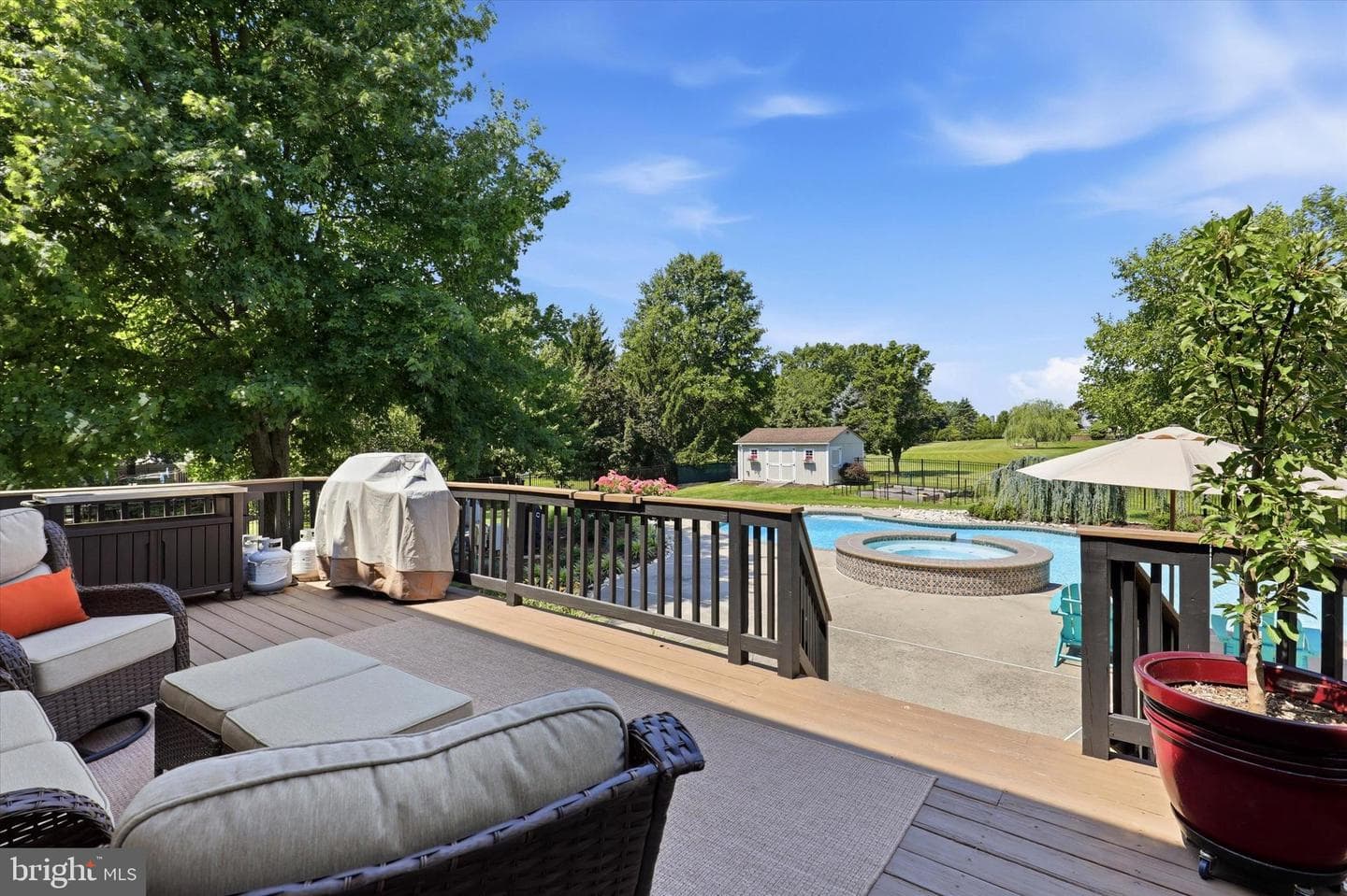 150 Fairway Drive photo 32