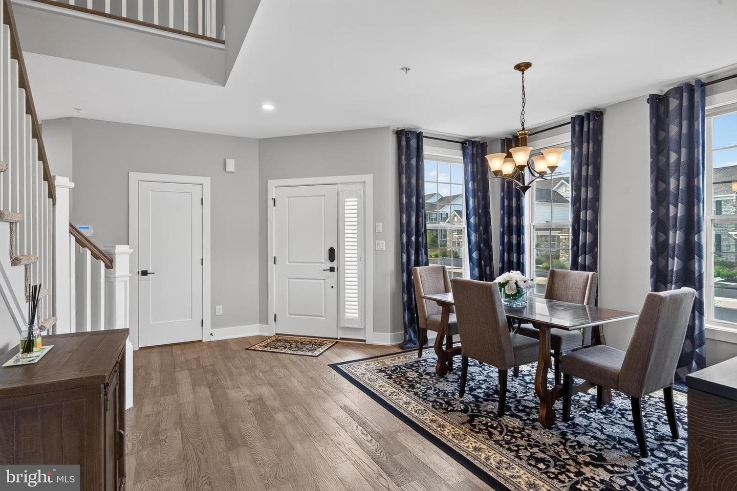 700 Friendship Hill Drive photo 3