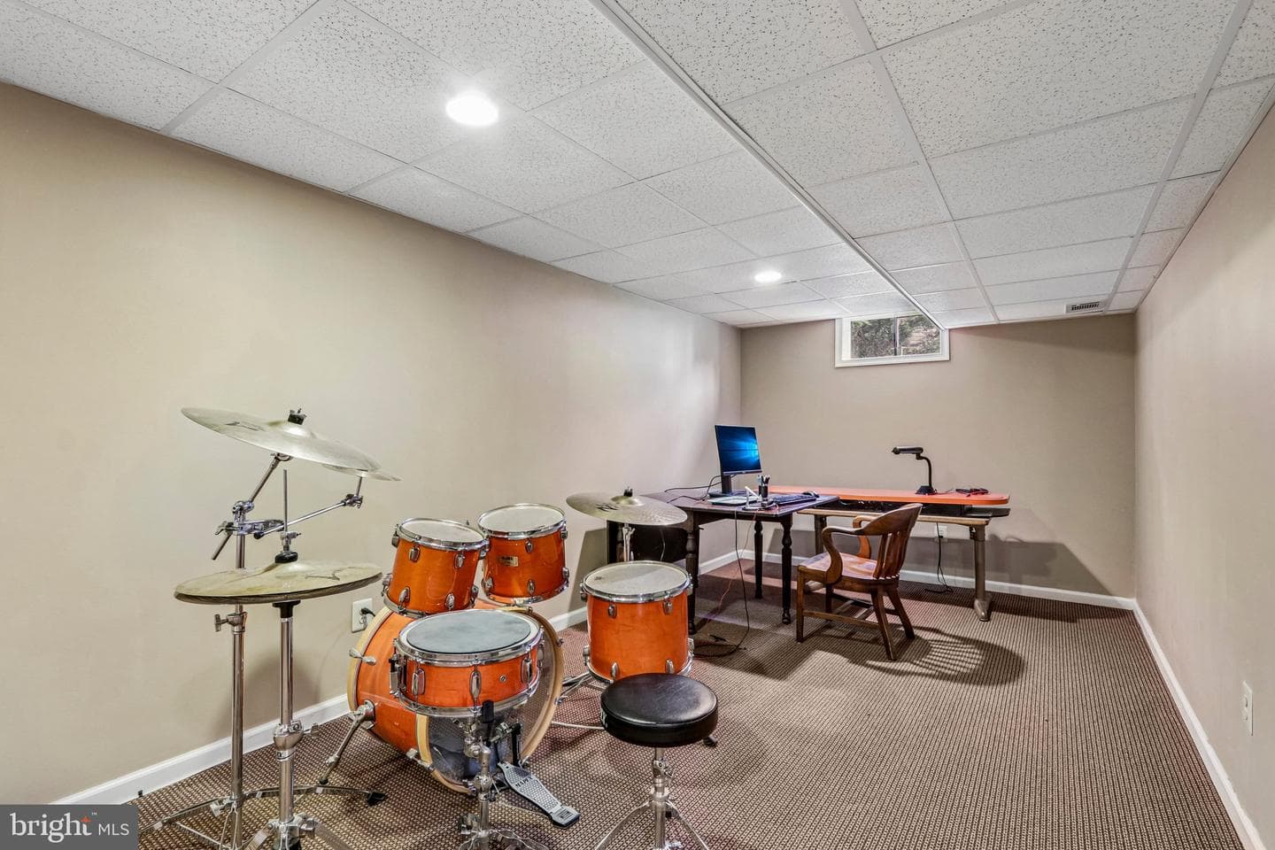 1044 Glendevon Drive photo 38