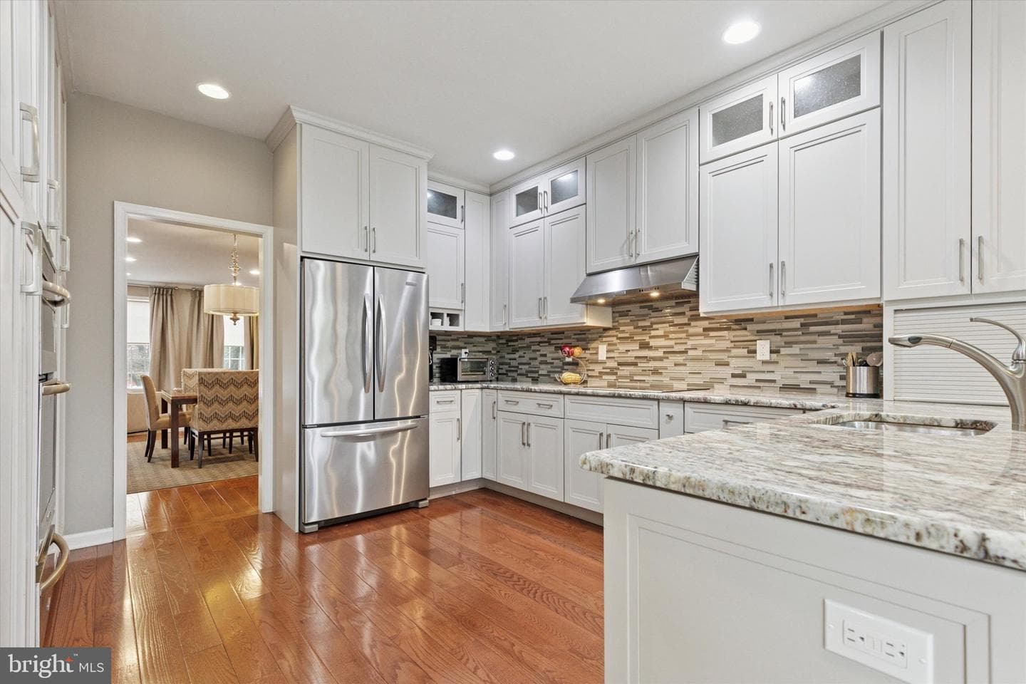 209 Westminster photo 11