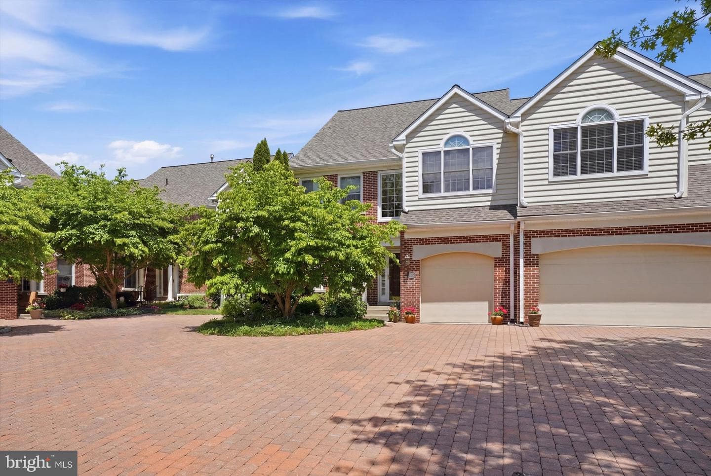 209 Westminster photo 2