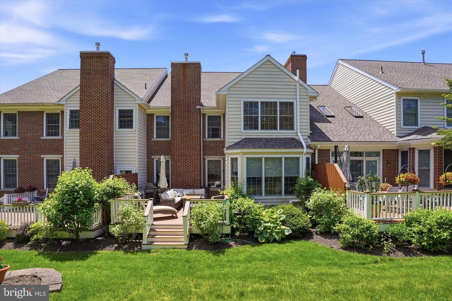 209 Westminster photo 3