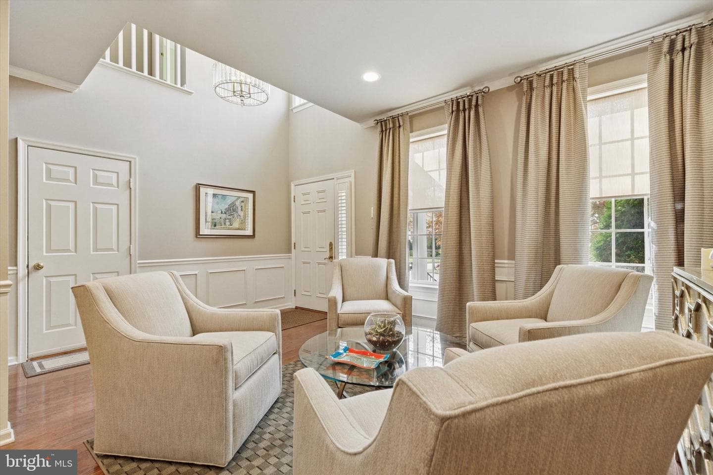 209 Westminster photo 5