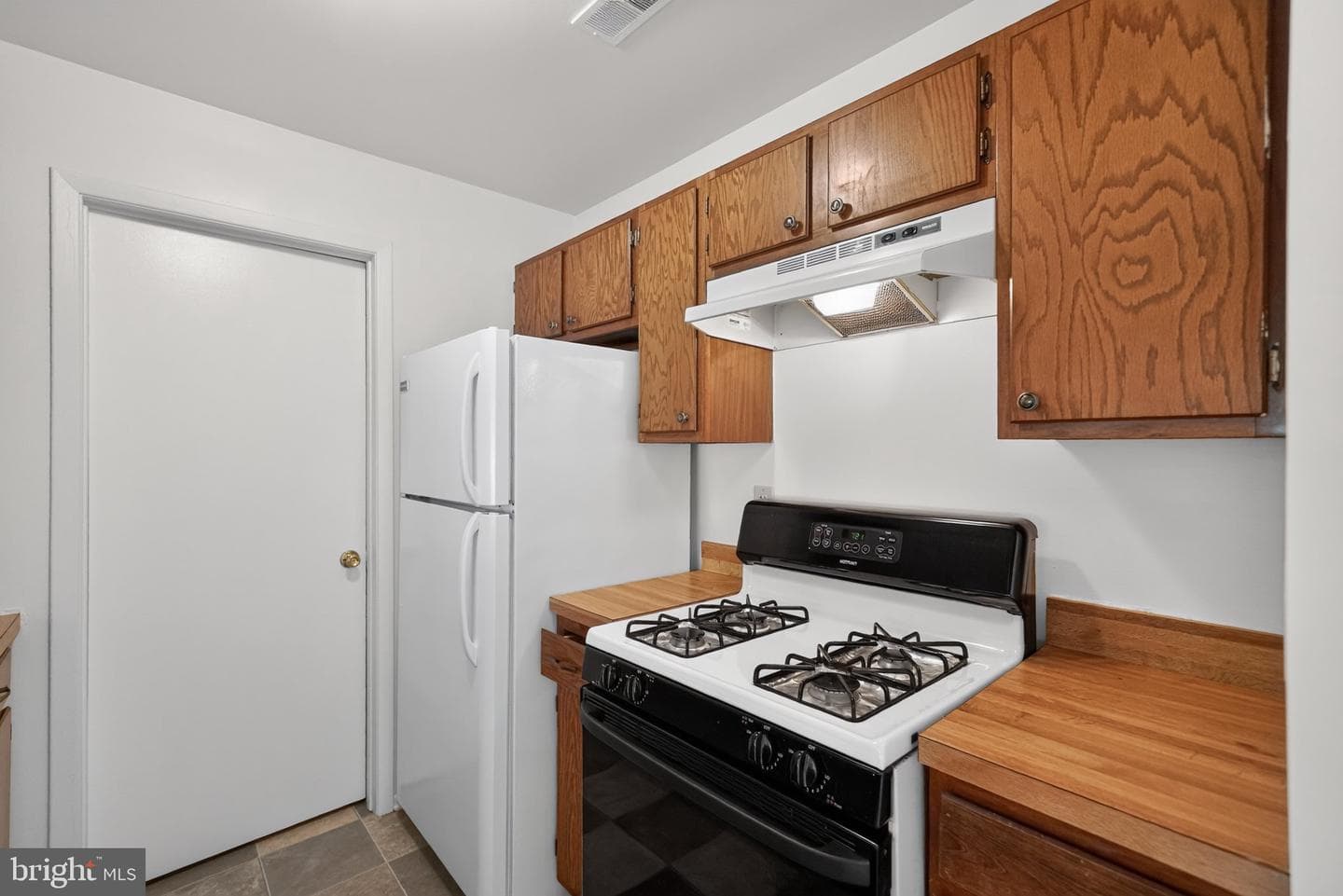 1313 Morris Court photo 17