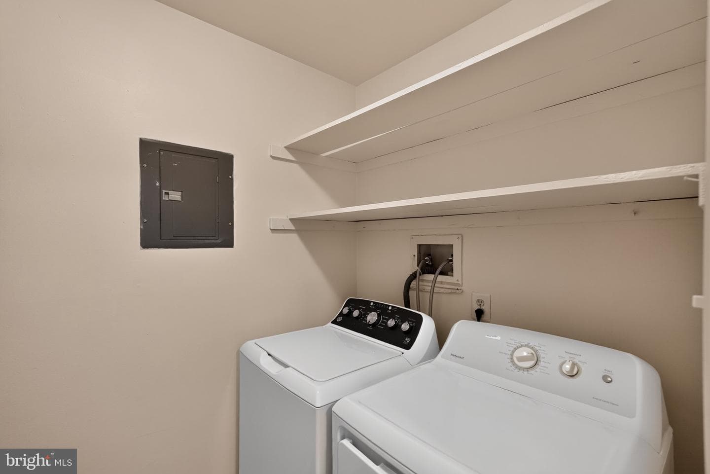 1313 Morris Court photo 18