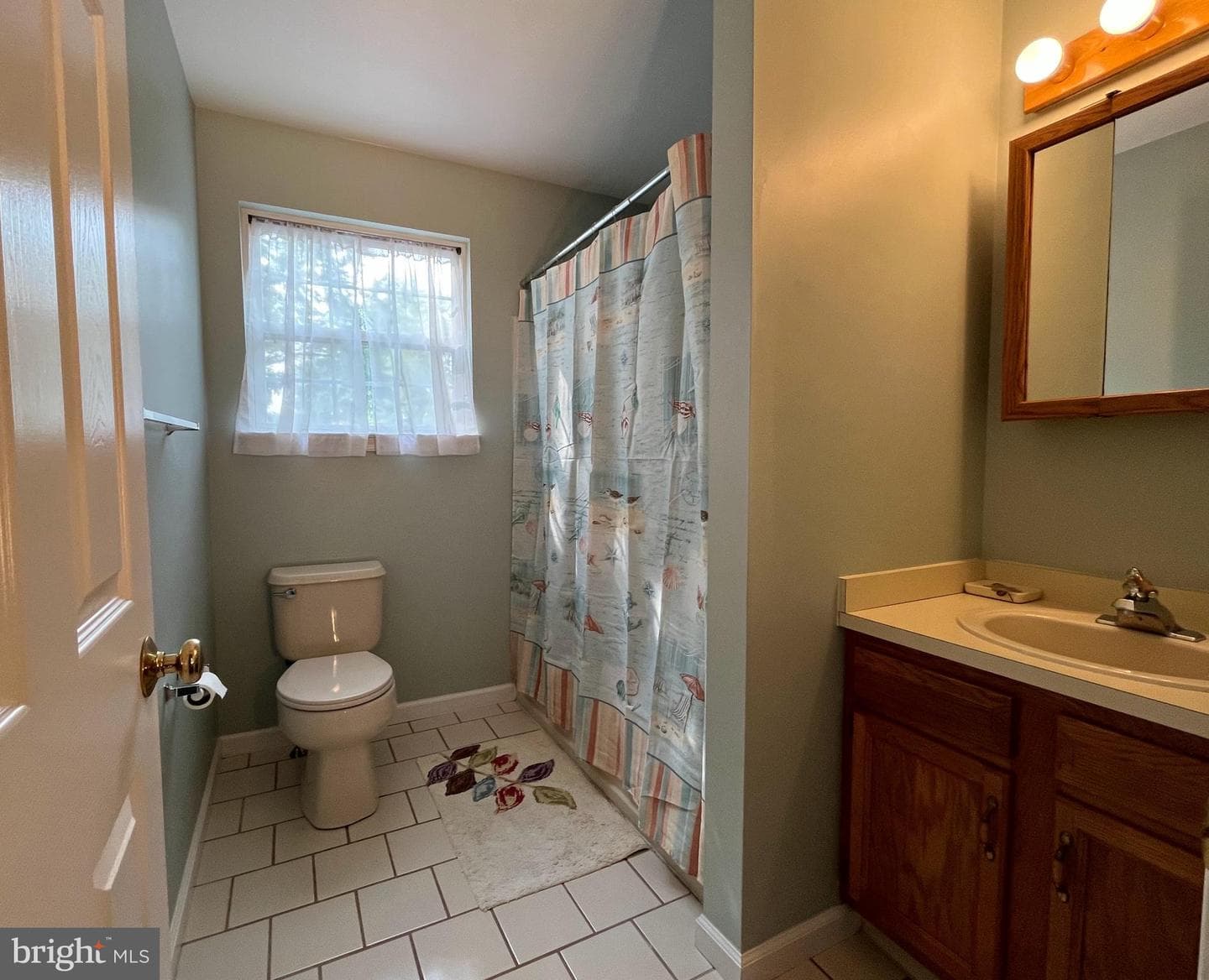 224 E Summit Street photo 16