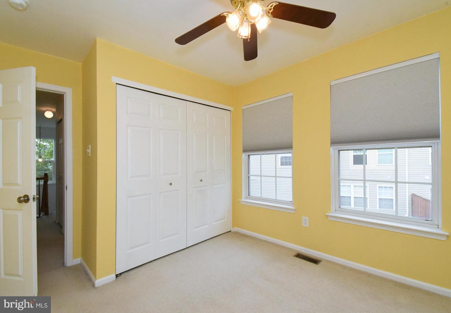 716 Thornhill Drive photo 30