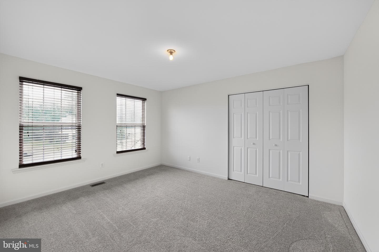 1100 Autumnview Lane photo 34