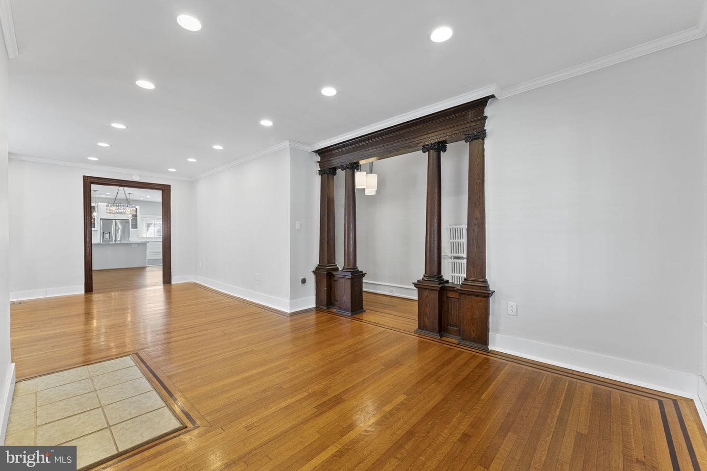 328 Columbia Avenue photo 8