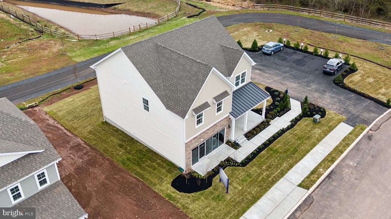 3029 Martha Way photo 4