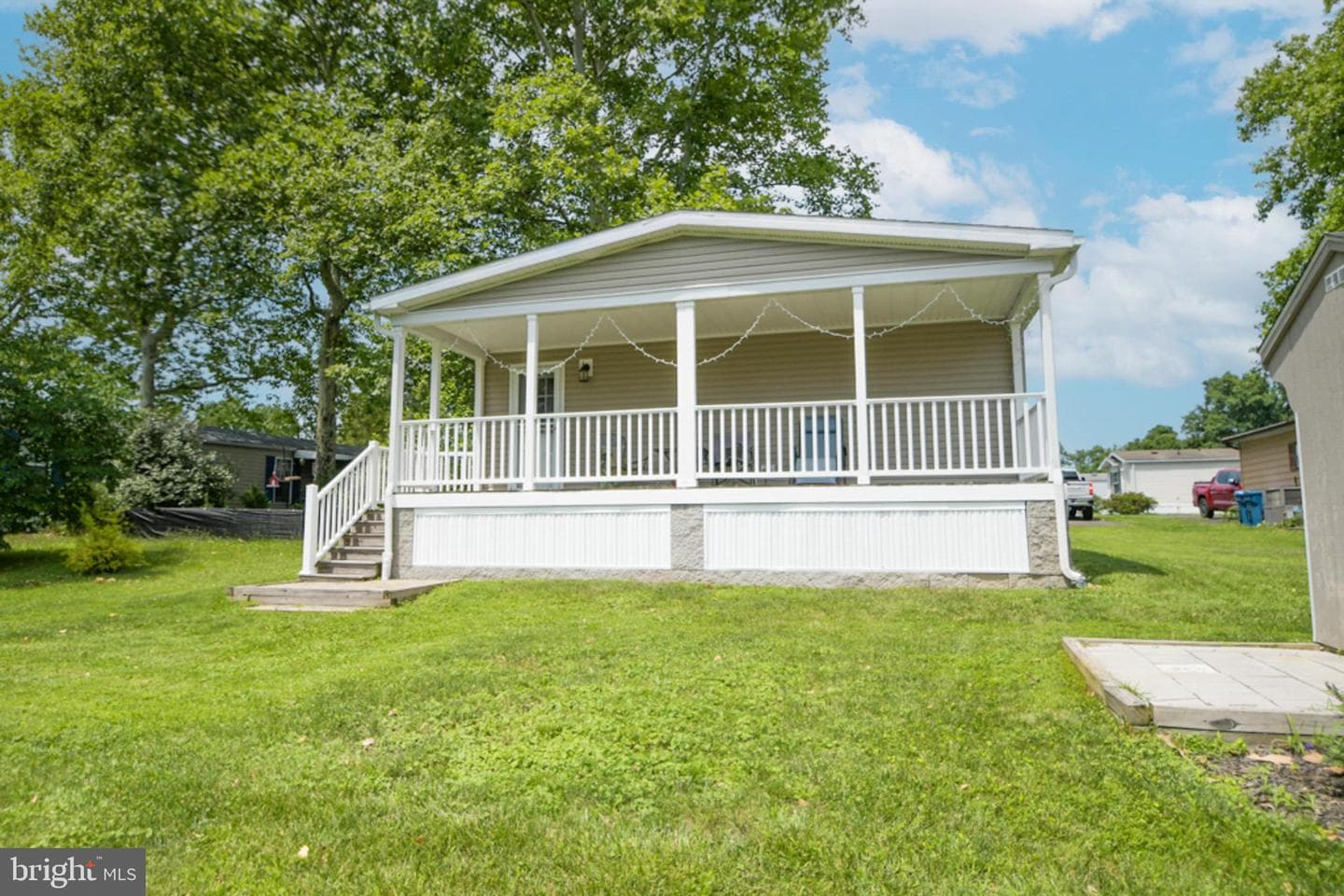 605 Willow Drive photo 30
