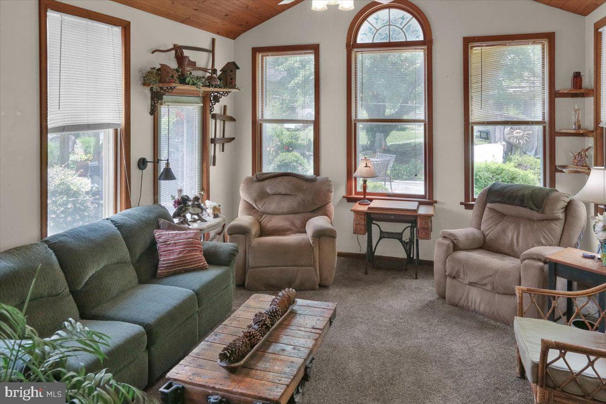 1097 Soffa Road photo 18