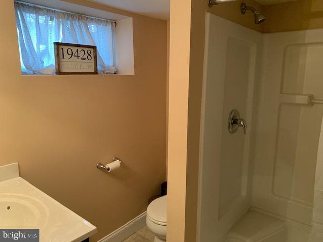 423 E Tenth Avenue photo 39