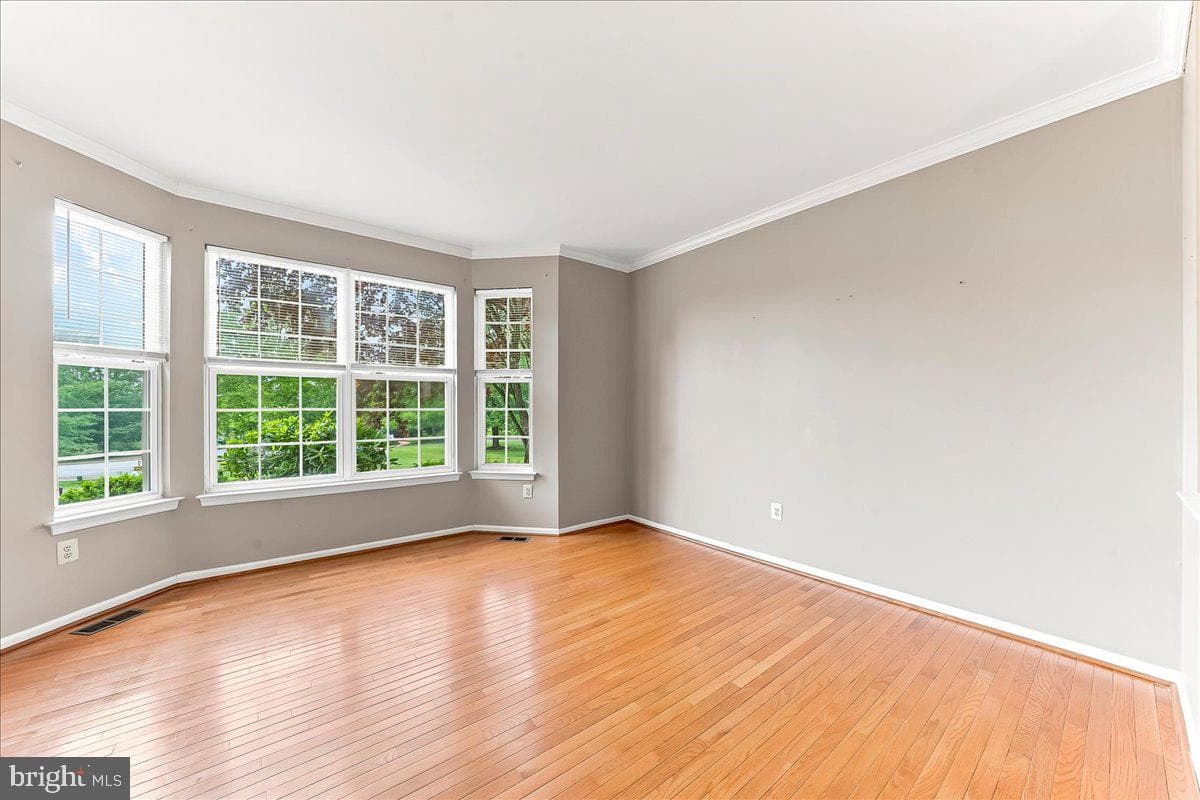 310 Country Ridge Drive photo 6
