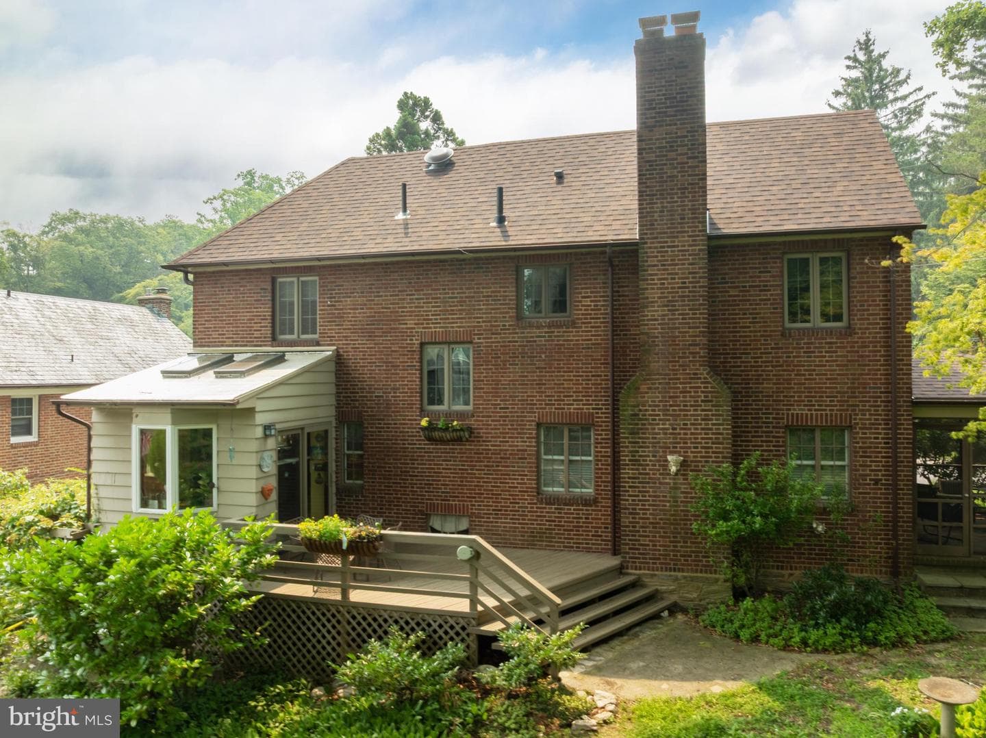 409 E Waverly Road photo 32