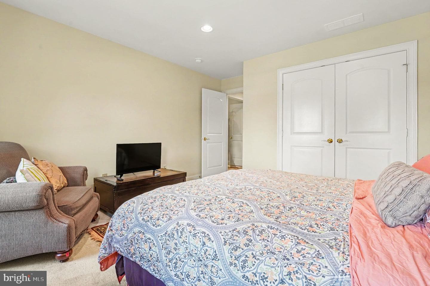 396 Augusta Drive photo 44