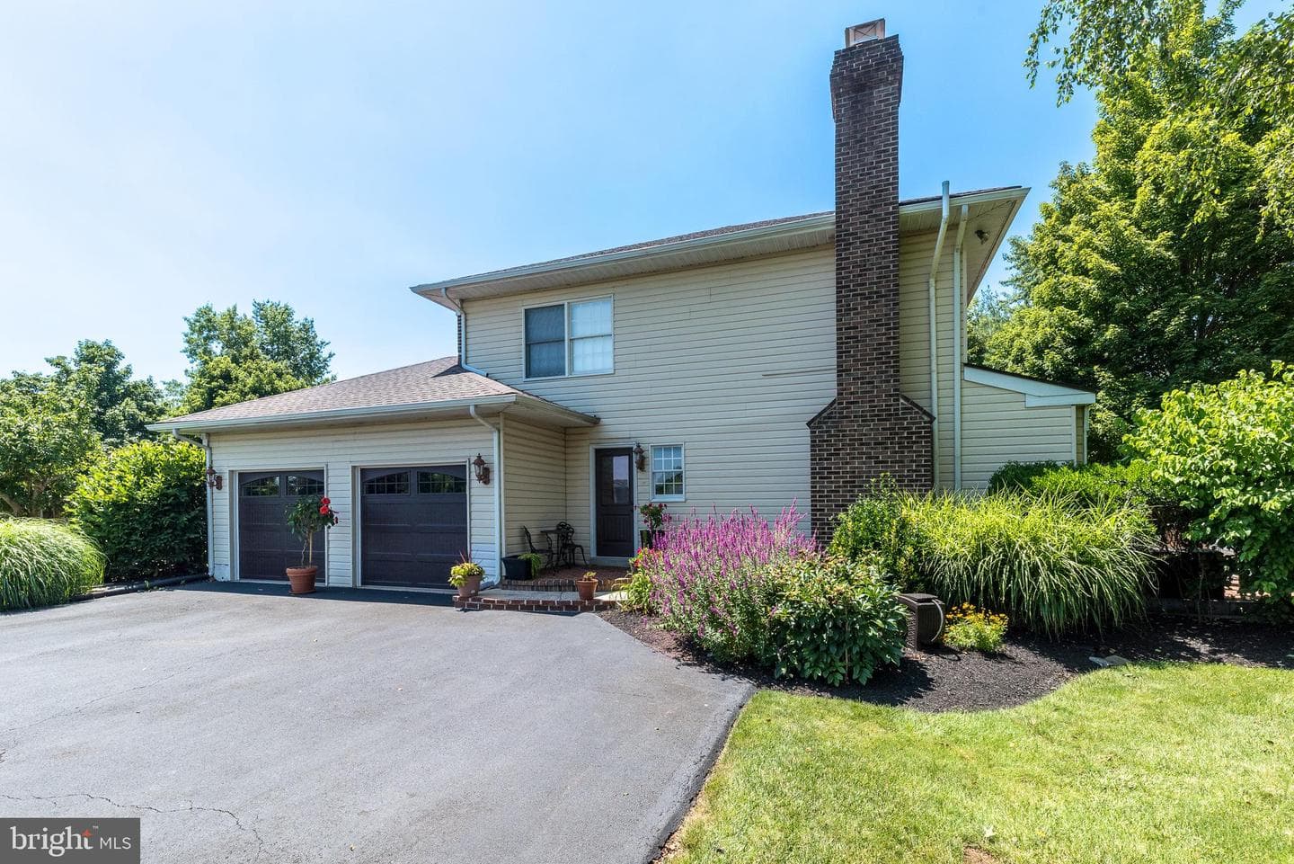 582 Weikel Road photo 11