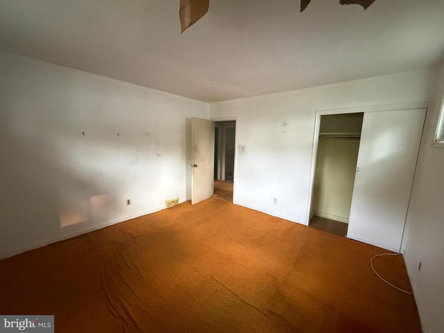 210 Fern Avenue photo 12