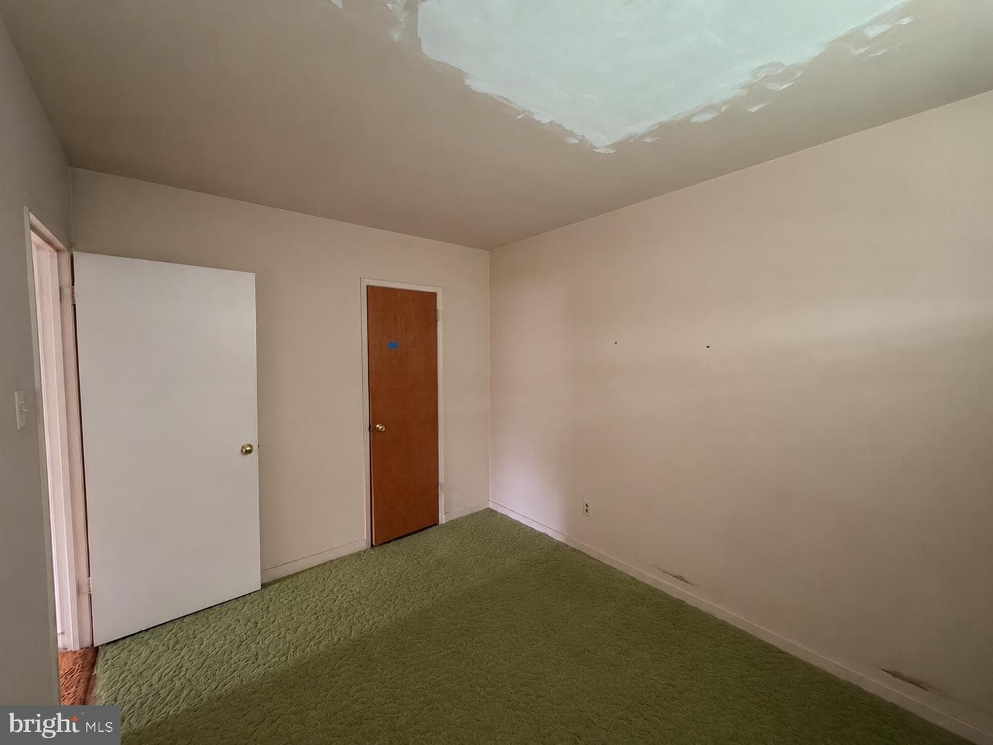 210 Fern Avenue photo 17