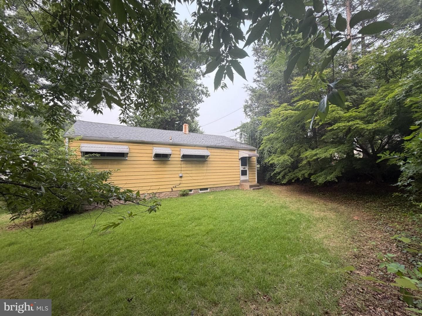 210 Fern Avenue photo 3
