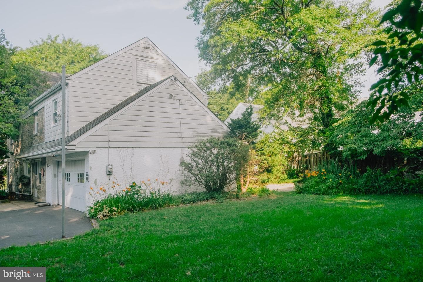 205 Windsor Avenue photo 23