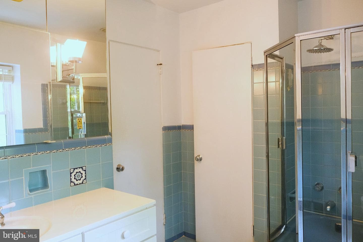 205 Windsor Avenue photo 42