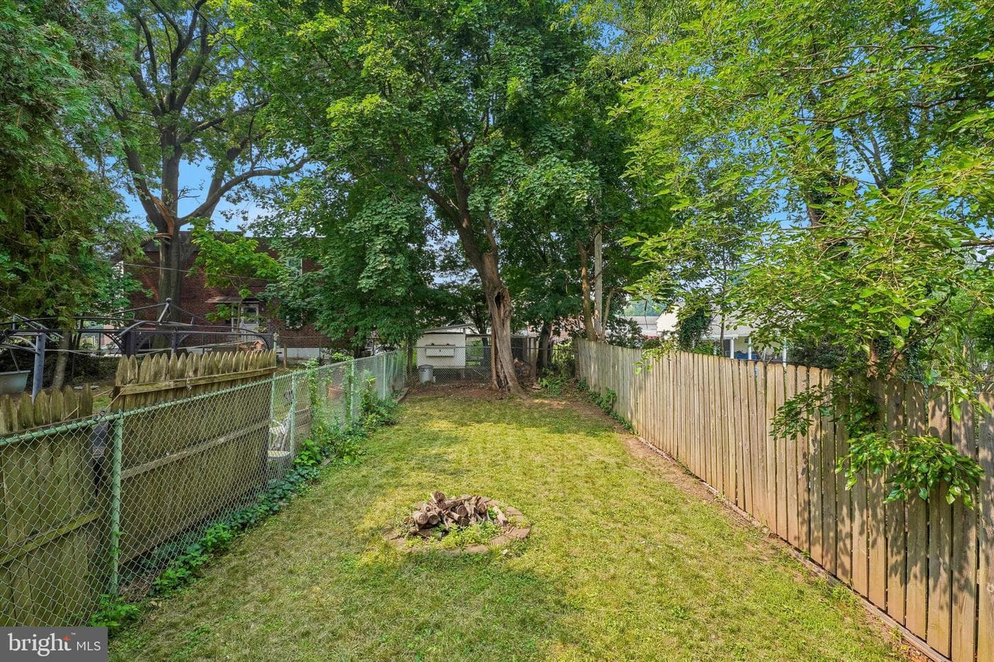 406 W Fornance Street photo 18
