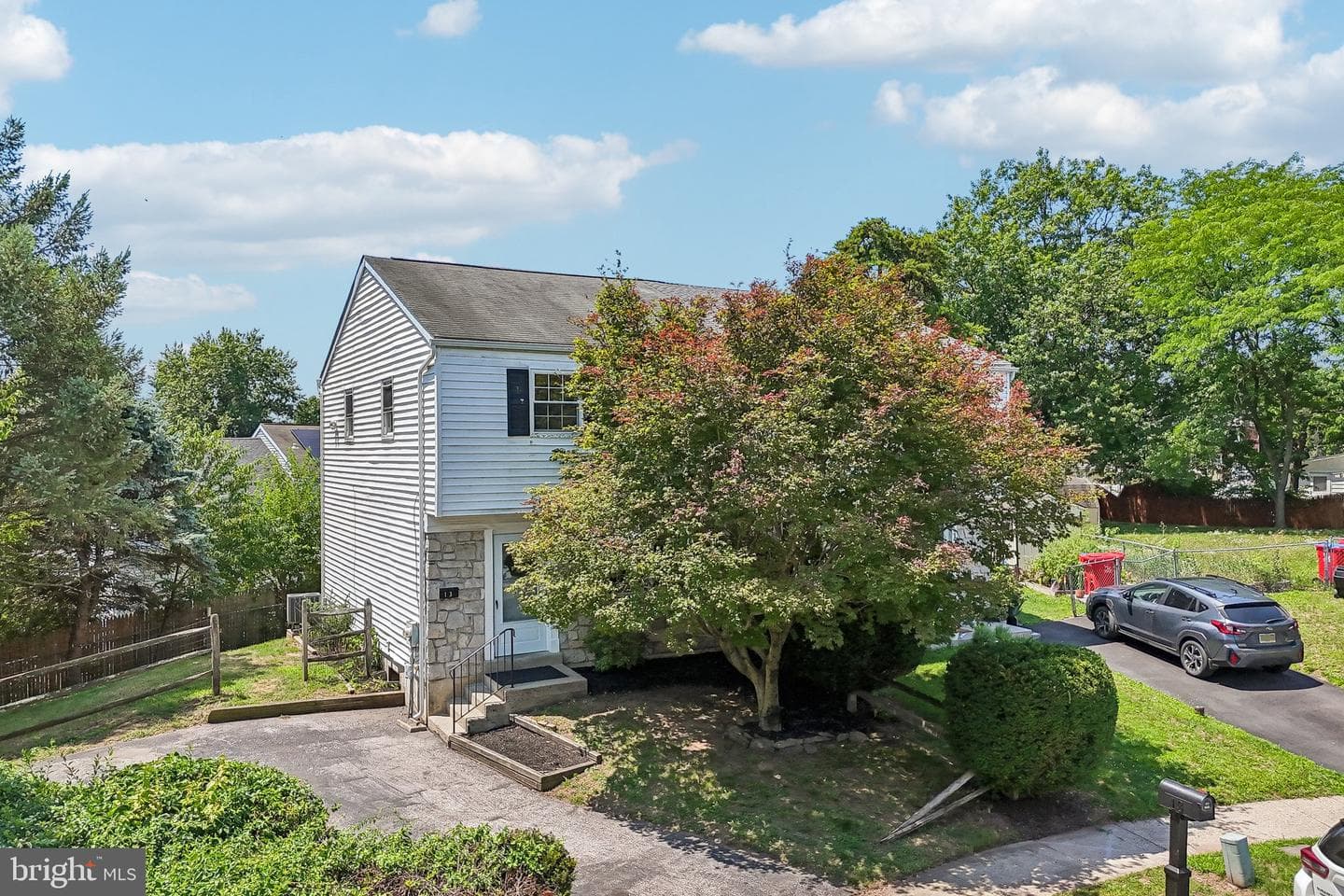 13 Evergreen Road photo 2