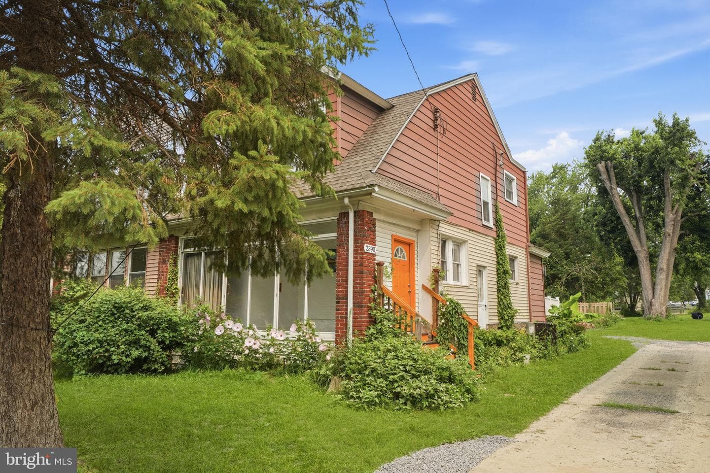2390 Philmont Avenue, Huntingdon Valley