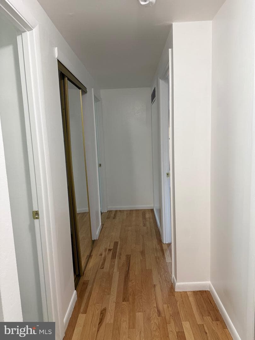 787 Hertford Drive photo 9
