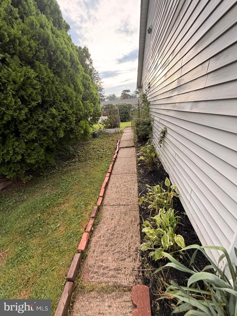 249 Bryans Road photo 16