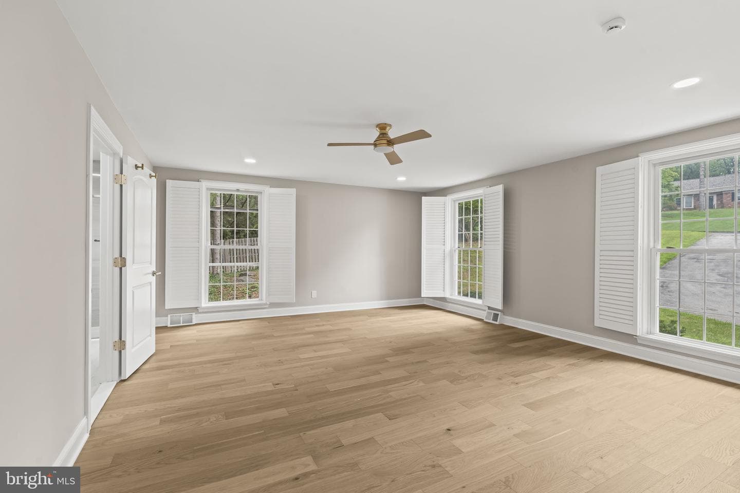 1215 Club House Road photo 24