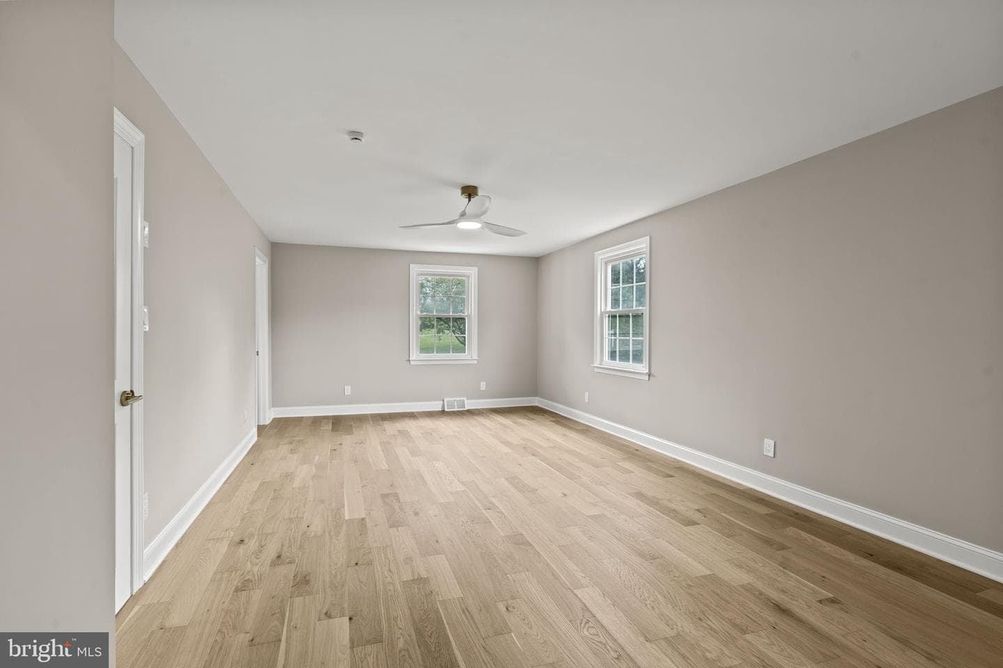 1215 Club House Road photo 40