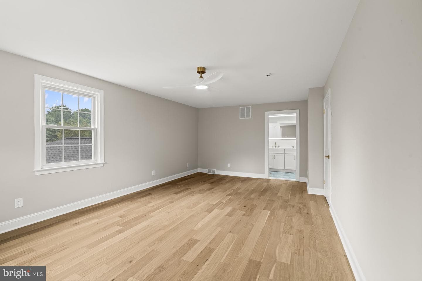 1215 Club House Road photo 45