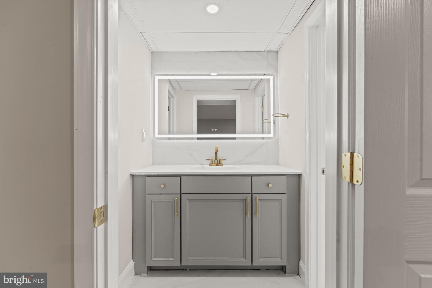 1215 Club House Road photo 55