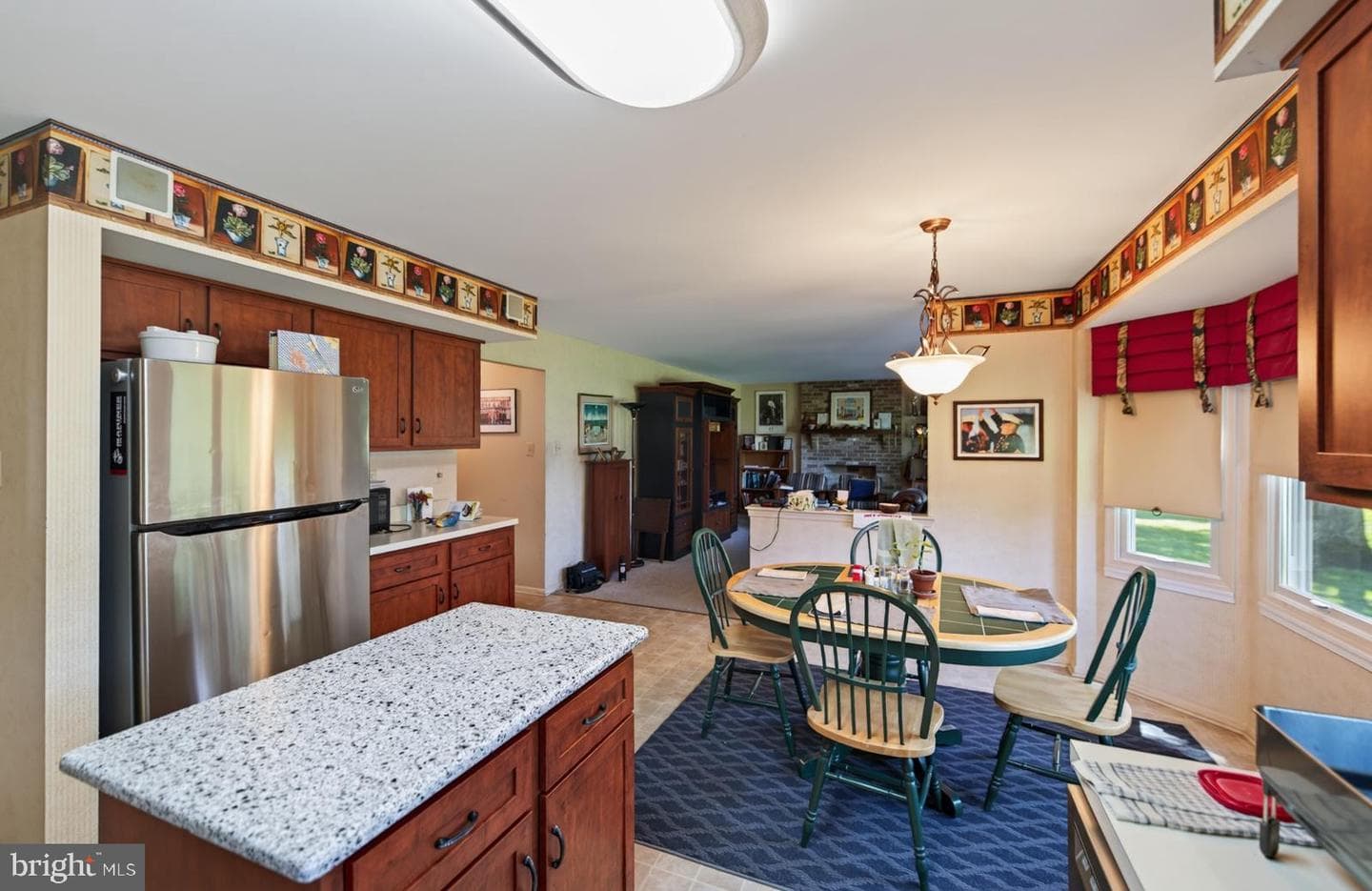 325 Sonnet Lane photo 21