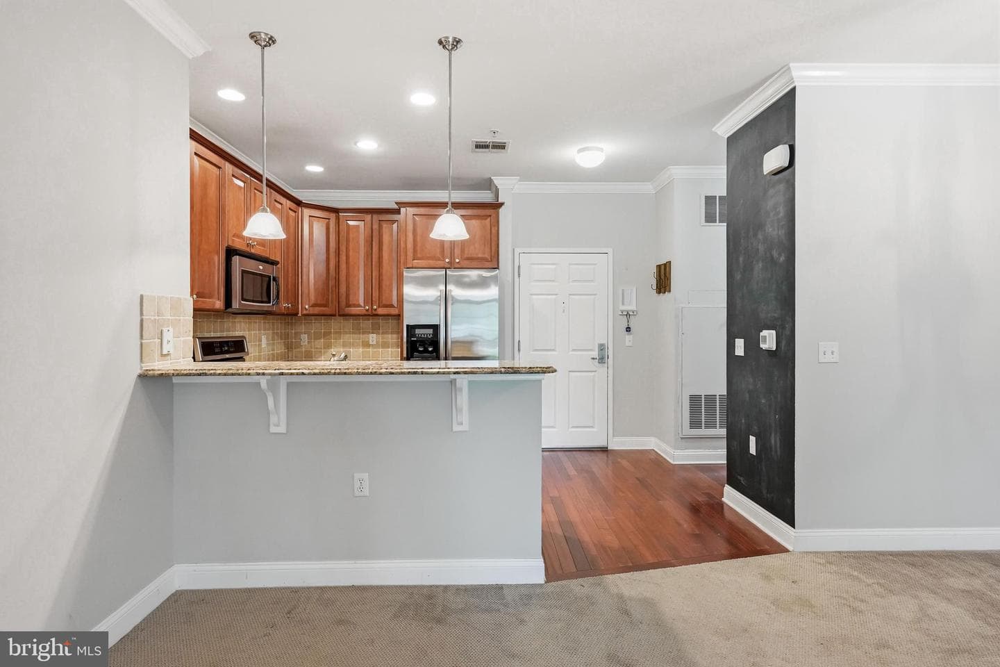 300 W Elm Street #2129 photo 13