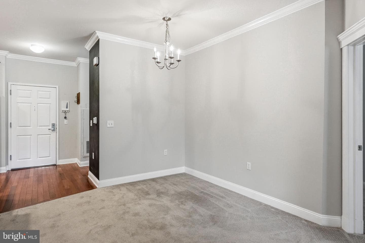 300 W Elm Street #2129 photo 20