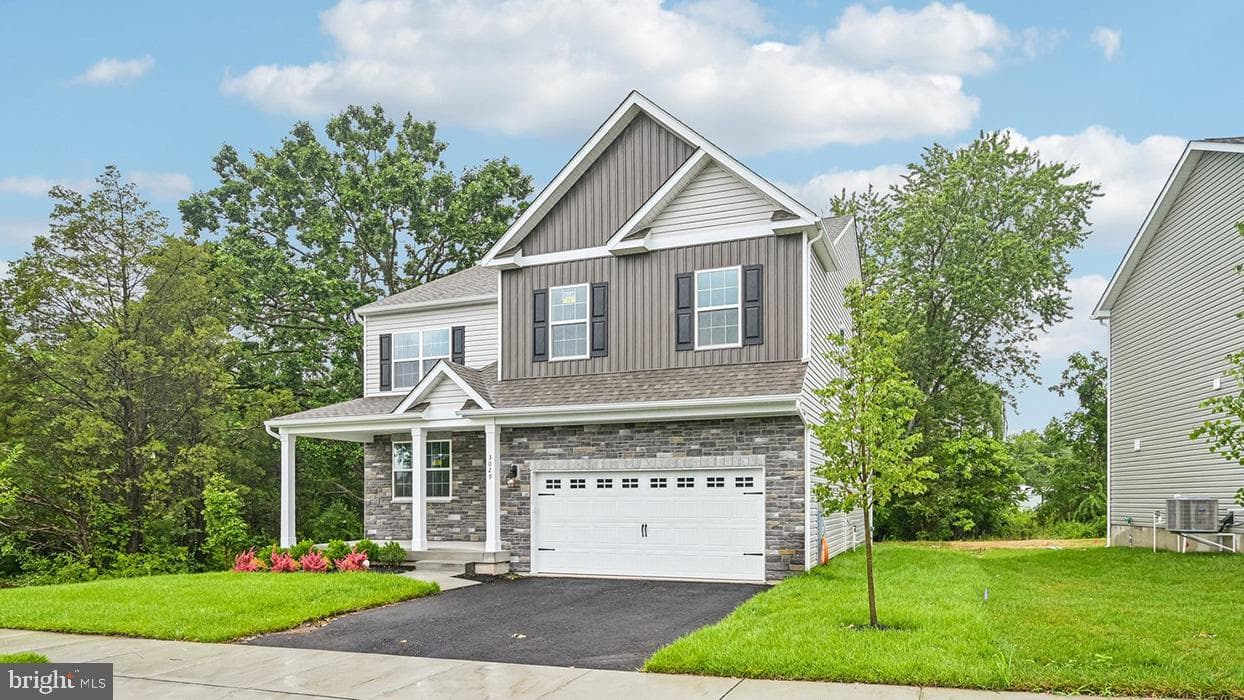3029 Martha Way photo 3