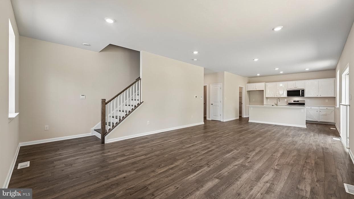 3043 Martha Way photo 12